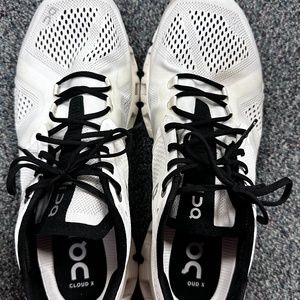 OnCloud X women’s  10.5